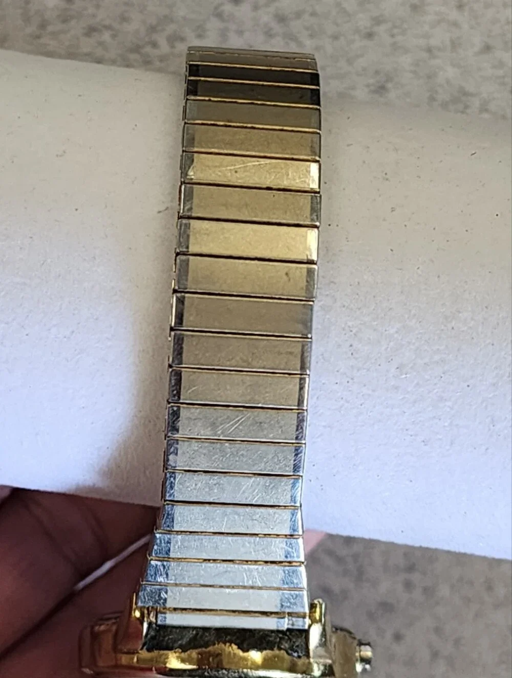 Vintage Timex Indiglo Easy Reader Watch Gold Tone Date Stretch Expansion Band
